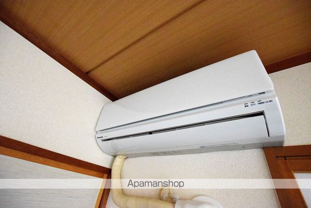 ロイヤルヒルズ台原Iの内装写真