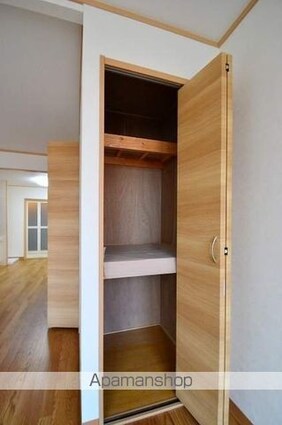 西本ビル[1R/39.48m2]の内装1