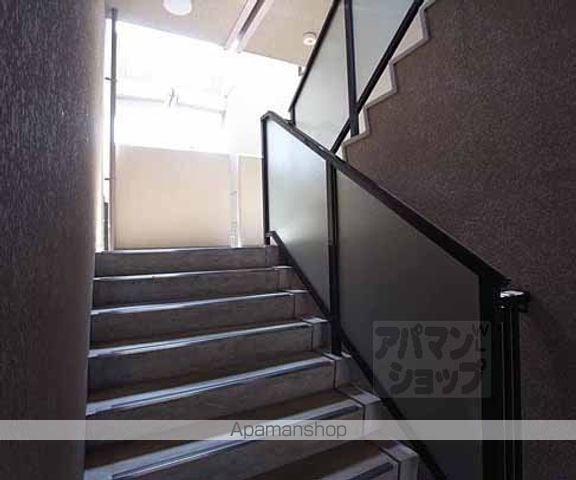 ハーティス山科御陵A棟の外観写真
