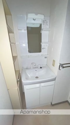 リフィーネめじろ台[3LDK/76.1m2]の洗面所