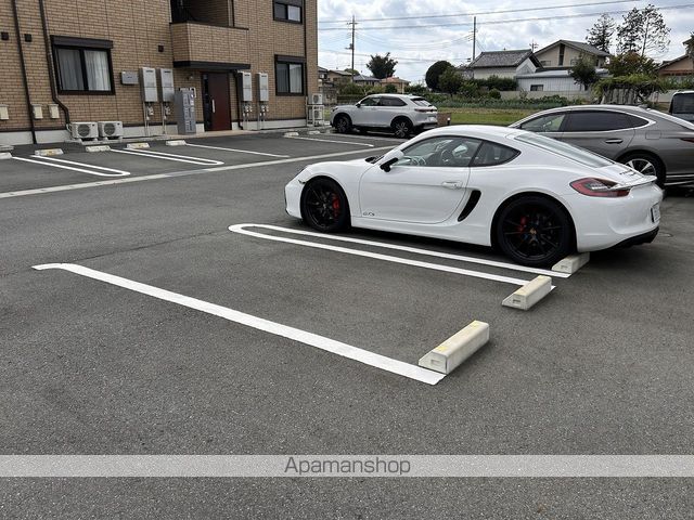 ボヌール Bの内装写真