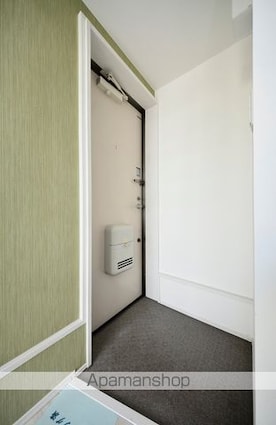十六コート[1R/10.5m2]の玄関