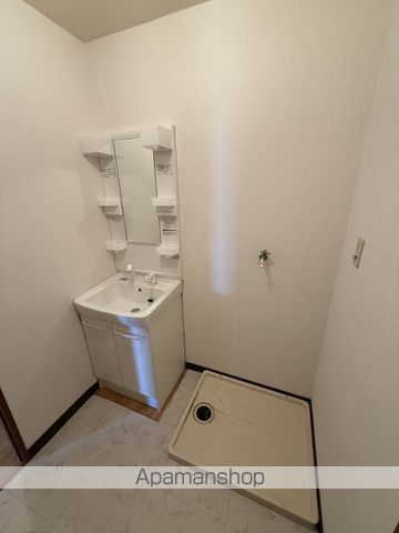 エルディムルナAの内装写真
