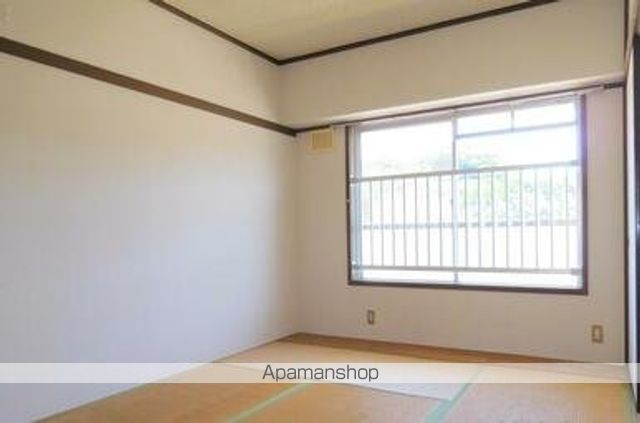 サンコーポラス高岡2の内装写真