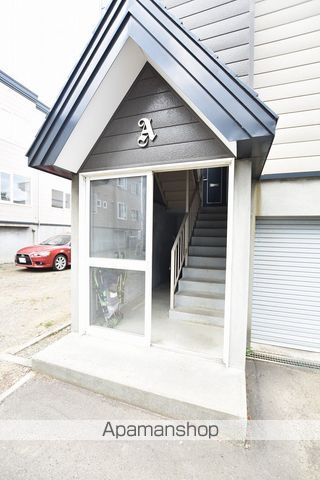 コートソアラの玄関写真