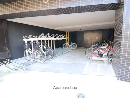 東京都中野区大和町４丁目[1K/30.26m2]の共用部1