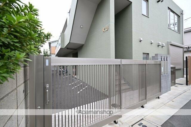 中央本線 三鷹駅 徒歩13分 2階建 築5年の外観写真