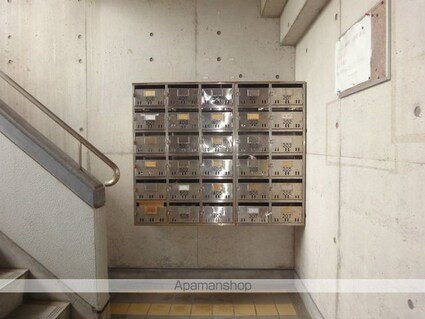 アーバンＢＯＸ[1DK/30.2m2]のエントランス4