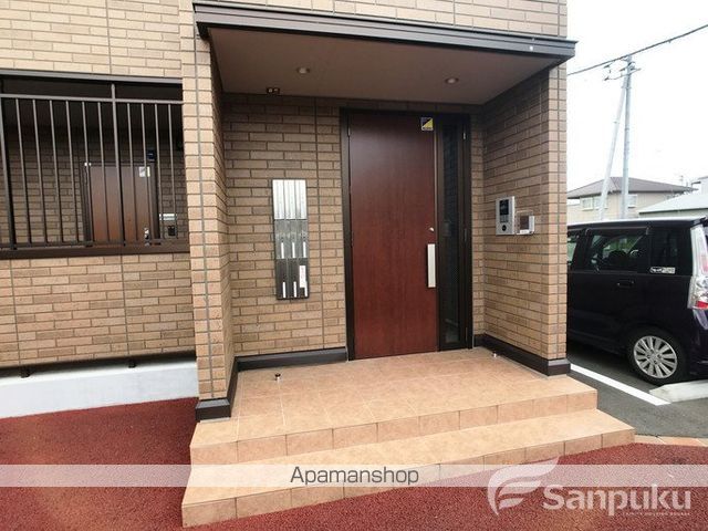A&M朝生田 B棟の玄関写真