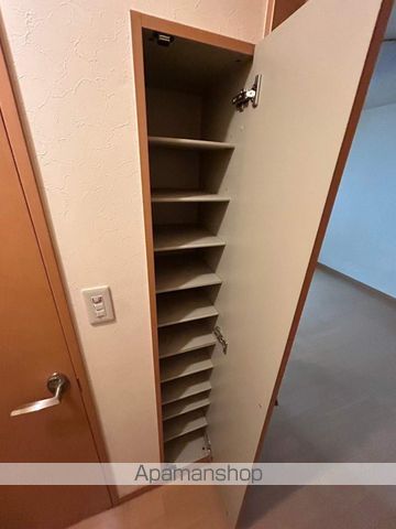 TEANA 弐番館の内装写真