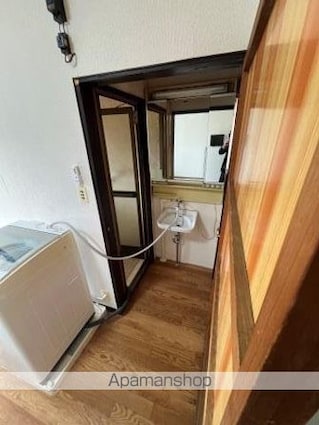 蒲原町アパート[2K/30.51m2]の洗面所