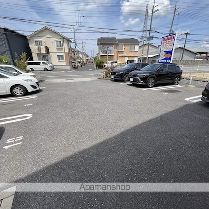 アンティム[2LDK/63.21m2]の駐車場1