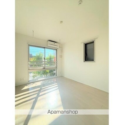 ウェルスクエアイズム高井戸[1K/19.99m2]のリビング・居間