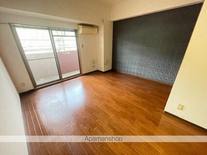 滋賀県大津市桜野町１丁目[1R/26.47m2]のリビング・居間