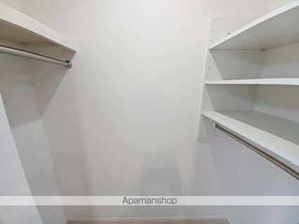 サンソレイユ[1LDK/30.49m2]の収納