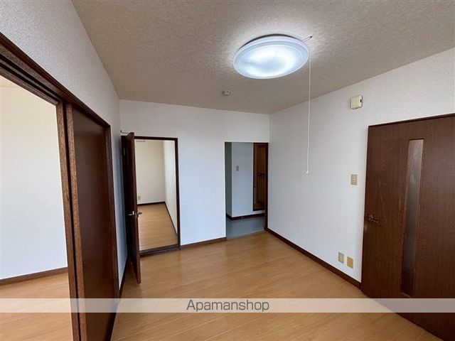 グランドハイツ泉の内装写真