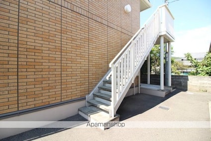 グランモア・浅沼[1LDK/33.4m2]のエントランス