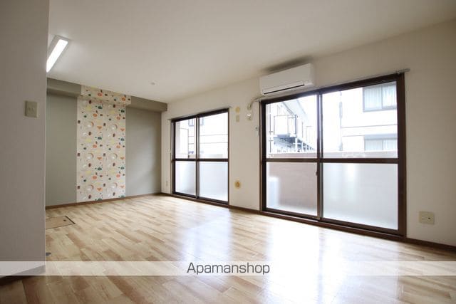 岸田マンションの内装写真