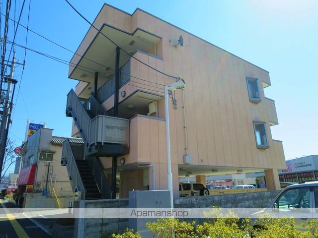 ジュネス湯村の外観写真