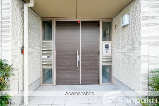 ガルテンMASAKI A棟の玄関写真