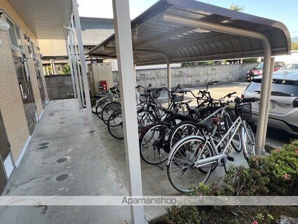 レオパレス国母[1K/20.28m2]の共用部2