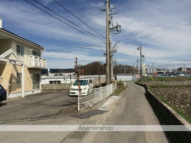 フレグランス六本木の外観写真