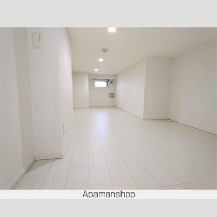 シーネクス三軒茶屋[1K/26.51m2]のリビング・居間2