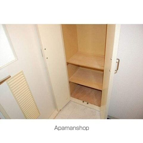 ジュマ宮の森A棟の内装写真