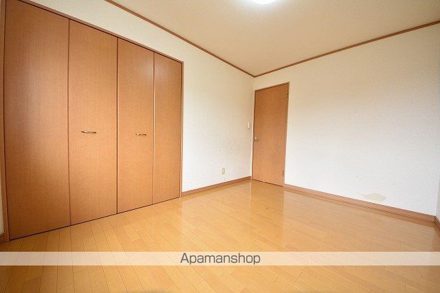 札幌市北区 2階建 築56年の内装写真