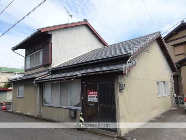 長谷川一戸建て