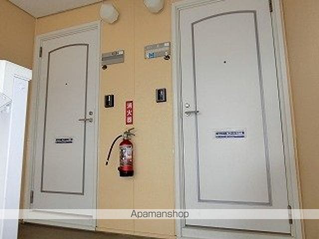 グランドメゾン高松B棟の玄関写真