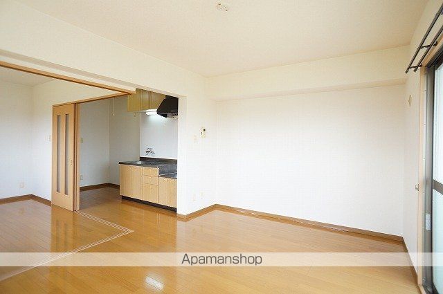 GRAND COLLINEの内装写真