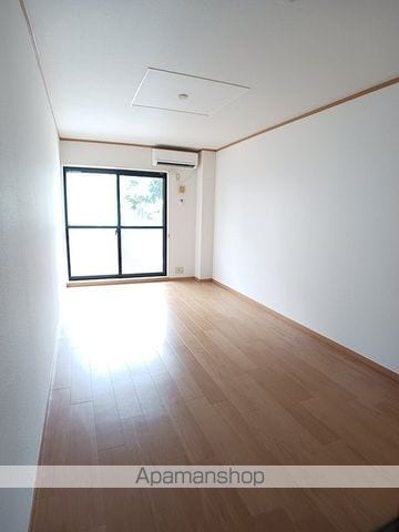 カレントIの内装写真