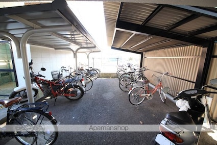 ビューラー堀之内[2DK/44.12m2]の共用部1