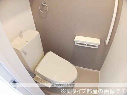 メゾンラテ稲葉[1K/40.01m2]のトイレ