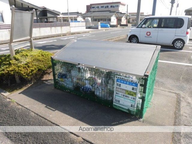 リースランド西原 C棟の内装写真