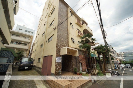 アパルトマン四谷[2DK/42.9m2]の外観1