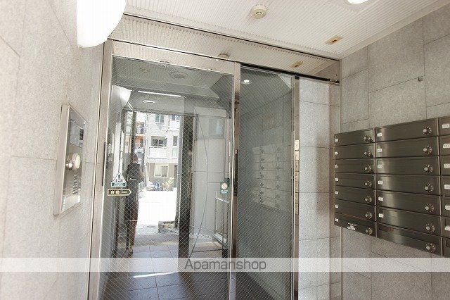 クラールアヴェニューの玄関写真