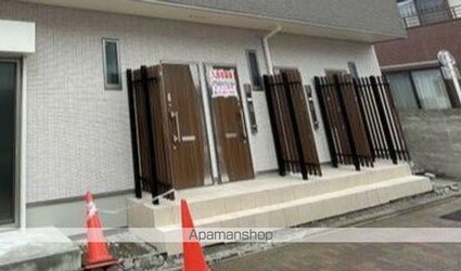 ＡＸＩＳ　　Ａ[1DK/31.67m2]のエントランス