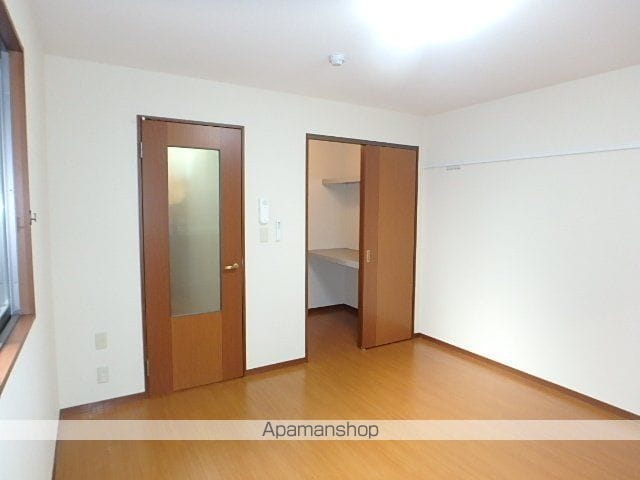 ドミール渚A棟の内装写真
