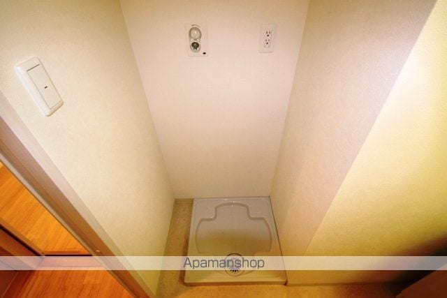 フィールドライト新大阪の内装写真