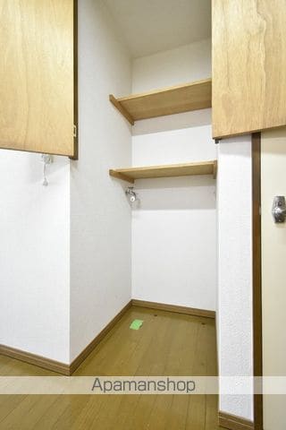 クリスタル大学南の内装写真