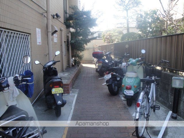 シャンブルド甲東園の内装写真
