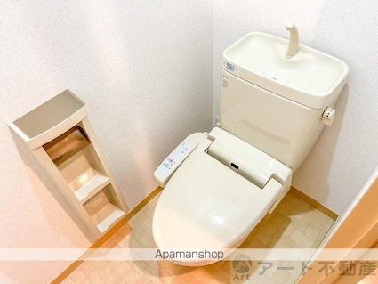 ハーミテージ　Ｂ棟[2LDK/61.6m2]のトイレ