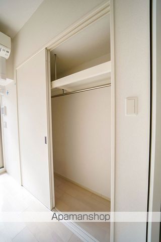 セレニテ梅田ルフレの内装写真