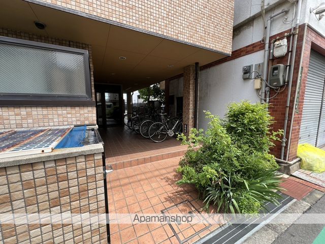 バートンハウス東淡路の玄関写真