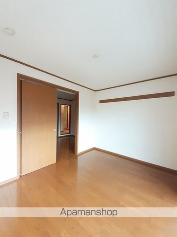 グランディール堀越 IIAの内装写真