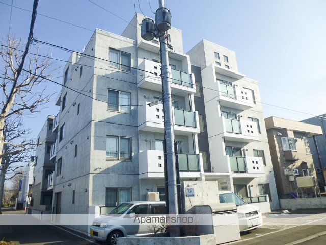 ボーンビルドIIの外観写真