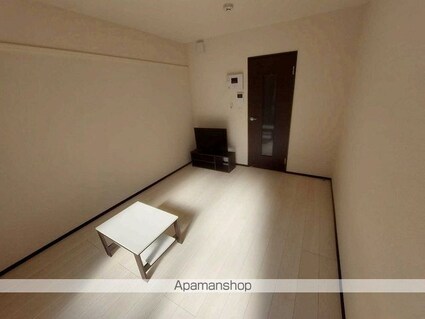 レオネクストシェソワ[1K/21.24m2]のリビング・居間2