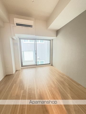 C0MF0RIA LIV大阪本町の内装写真